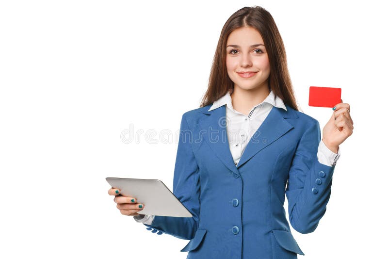 Χαμογελώντας γυναίκα που παρουσιάζει κενό PC ταμπλετών λαβής πιστωτικών καρτών υπό εξέταση, που απομονώνεται πέρα από το άσπρο υπ στοκ εικόνα Χαμογελώντας γυναίκα που παρουσιάζει κενό PC ταμπλετών λαβής πιστωτικών καρτών υπό εξέταση, που απομονώνεται πέρα από το άσπρο υπ στοκ εικόνα