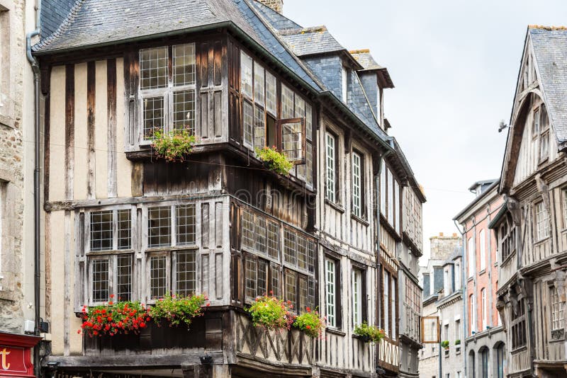 Χαρακτηριστικό σπίτι Rennes, γαλλικά στοκ φωτογραφίες με δικαίωμα ελεύθερης χρήσης