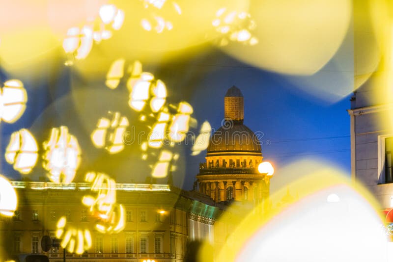 Χειμερινό sankt-Peterburg τοπίο στοκ φωτογραφία με δικαίωμα ελεύθερης χρήσης Χειμερινό sankt-Peterburg τοπίο στοκ φωτογραφία με δικαίωμα ελεύθερης χρήσης
