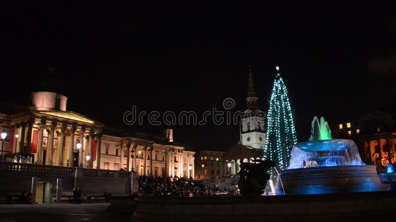 Χριστουγεννιάτικο δέντρο στη πλατεία Τραφάλγκαρ στο Λονδίνο