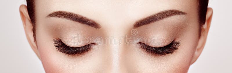 ψεύτικο θηλυκό ματιών eyelashes μα στοκ εικόνα ψεύτικο θηλυκό ματιών eyelashes μα στοκ εικόνα