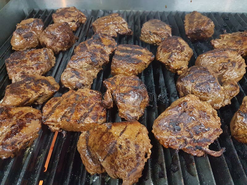 ψημένο στη σχάρα βόειο κρέας tenderloin στοκ φωτογραφία ψημένο στη σχάρα βόειο κρέας tenderloin στοκ φωτογραφία