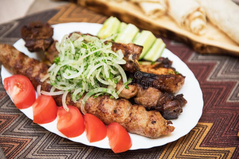 ψημένος στη σχάρα kebab shish στοκ εικόνες ψημένος στη σχάρα kebab shish στοκ εικόνες