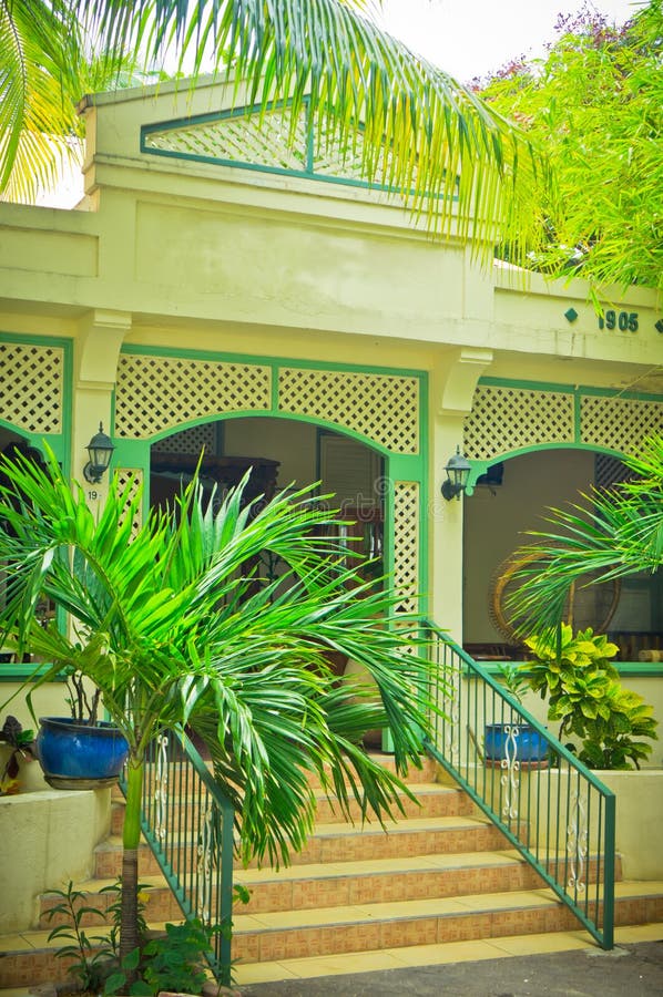 Όμορφα σπίτια σε Philipsburg, ST Maarten στοκ φωτογραφία
