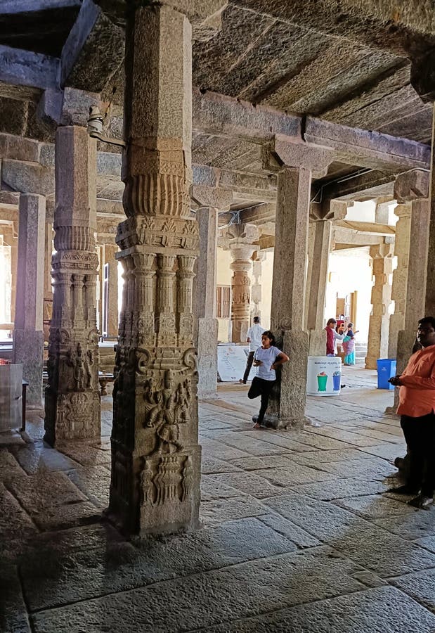 Beautifully carved stone pillars supporting the stone roofs at Sri Ranganathaswamy Temple in Srirangapatna, near Mysore. Beautifully carved stone pillars supporting the stone roofs at Sri Ranganathaswamy Temple in Srirangapatna, near Mysore