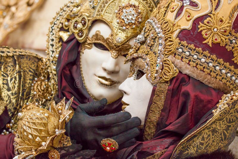 Όμορφες μάσκες σε καρναβάλι στη Βενετία, Ιταλία