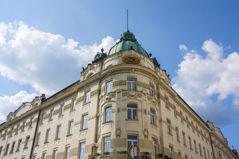 Όμορφο κτίριο του Hotel UNION στην παλιά πόλη της Λιουμπλιάνα Σλοβενία στοκ εικόνα