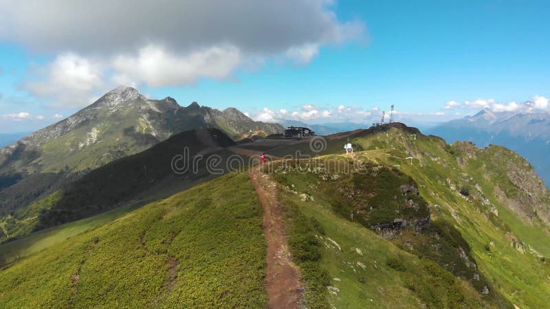 όμορφο ορεινό τοπίο. massif βουνό φιλμ μικρού μήκους