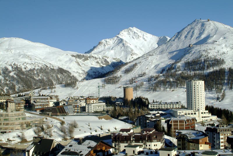 Θέα του Sestriere - Τορίνο - Ιταλία στοκ εικόνα