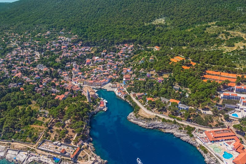 Адриатический ландшафт - остров Losinj стоковые изображения Адриатический ландшафт - остров Losinj стоковые изображения