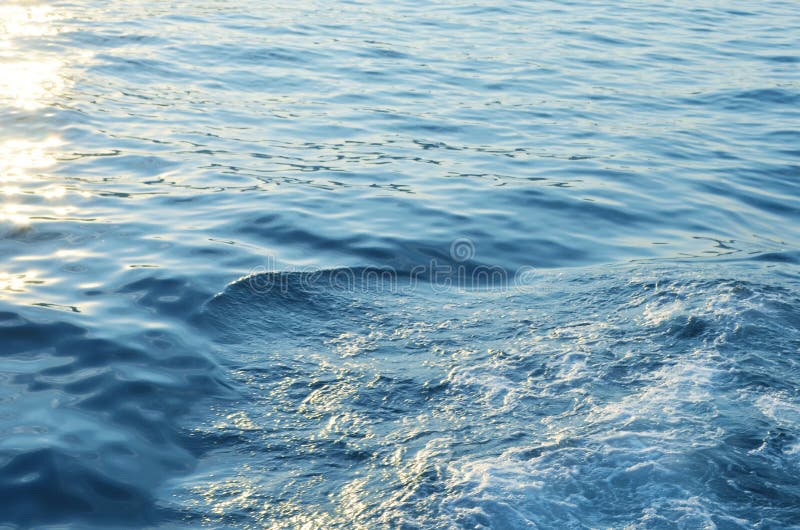Абстрактная голубая морская вода для предпосылки, концепции предпосылки природы стоковое изображение rf Абстрактная голубая морская вода для предпосылки, концепции предпосылки природы стоковое изображение rf