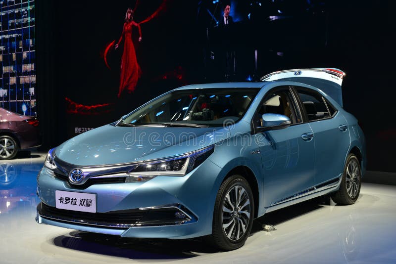 Автомобиль Toyota Corolla гибридный стоковые изображения Автомобиль Toyota Corolla гибридный стоковые изображения
