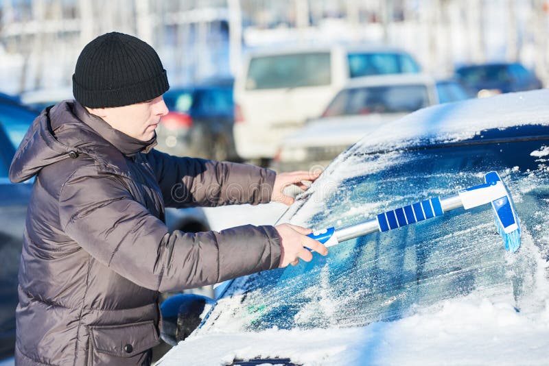 Человек съел автомобиль