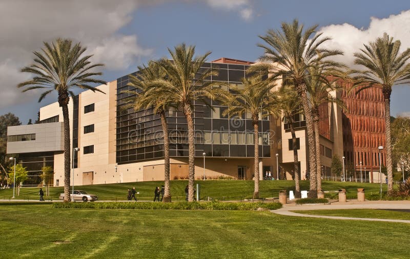 This is a picture of the library at Cal Poly Pomona (California Polytechnic University at Pomona) - a large public university at Pomona, California. This is a picture of the library at Cal Poly Pomona (California Polytechnic University at Pomona) - a large public university at Pomona, California.