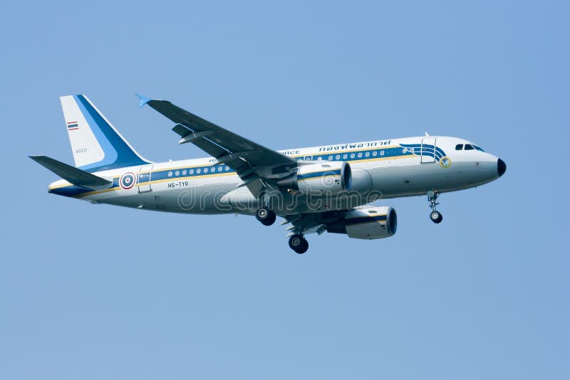Аэробус A319-100 HS-TYR стоковые изображения rf Аэробус A319-100 HS-TYR стоковые изображения rf
