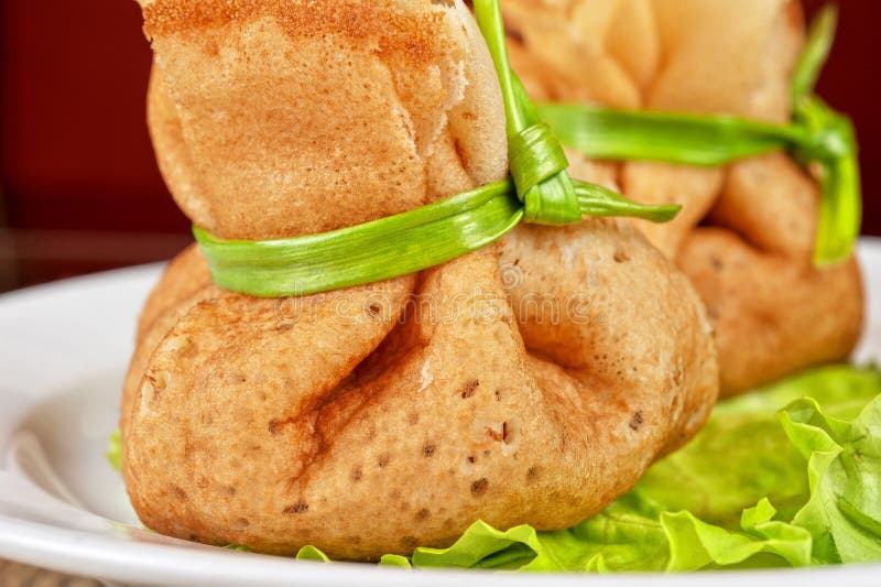 Блинчики с мясом стоковые изображения rf Блинчики с мясом стоковые изображения rf