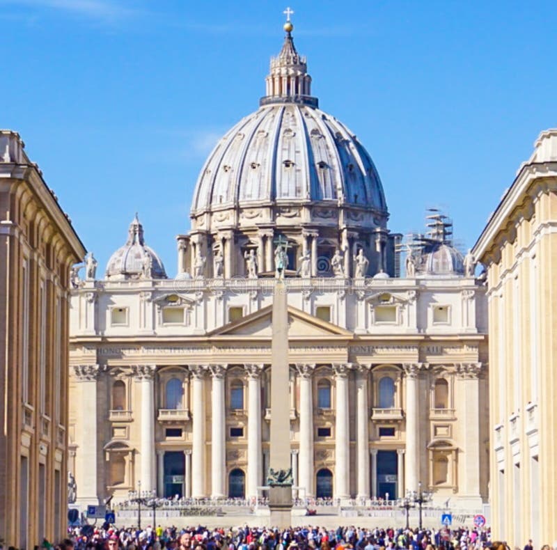 Базилика ` s St Peter в государстве Ватикан, Италии стоковое изображение rf Базилика ` s St Peter в государстве Ватикан, Италии стоковое изображение rf
