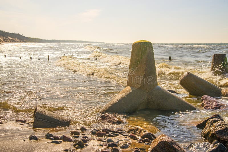 Балтийское море в Польше с волн-выключателем стоковое фото Балтийское море в Польше с волн-выключателем стоковое фото