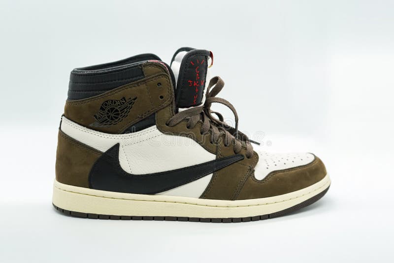 Бангкок, Таиланд - 11 мая 2019 года: Air Jordan 1 ретро-High OG x Travis Scott в Mocha colorway стоковое фото Бангкок, Таиланд - 11 мая 2019 года: Air Jordan 1 ретро-High OG x Travis Scott в Mocha colorway стоковое фото