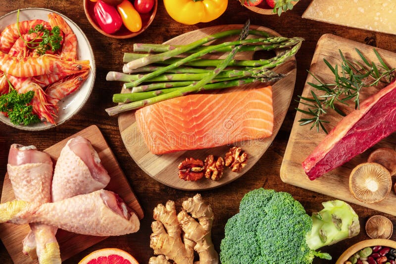 Баннер еды. Рыба и мясо птицы, грибы и орехи legumes фруктов и овощей из морепродуктов стреляли сверху стоковые изображения rf