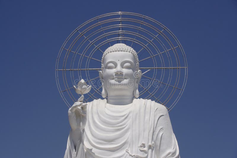 белизна Будды