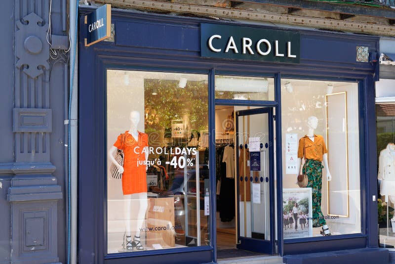 Caroll 223468787