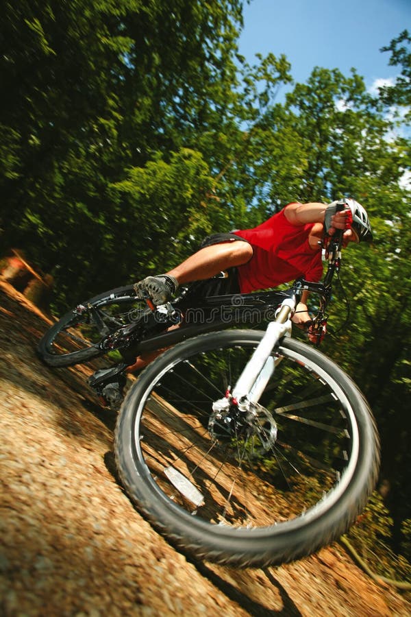 велосипед mtb грязи стоковые изображения велосипед mtb грязи стоковые изображения