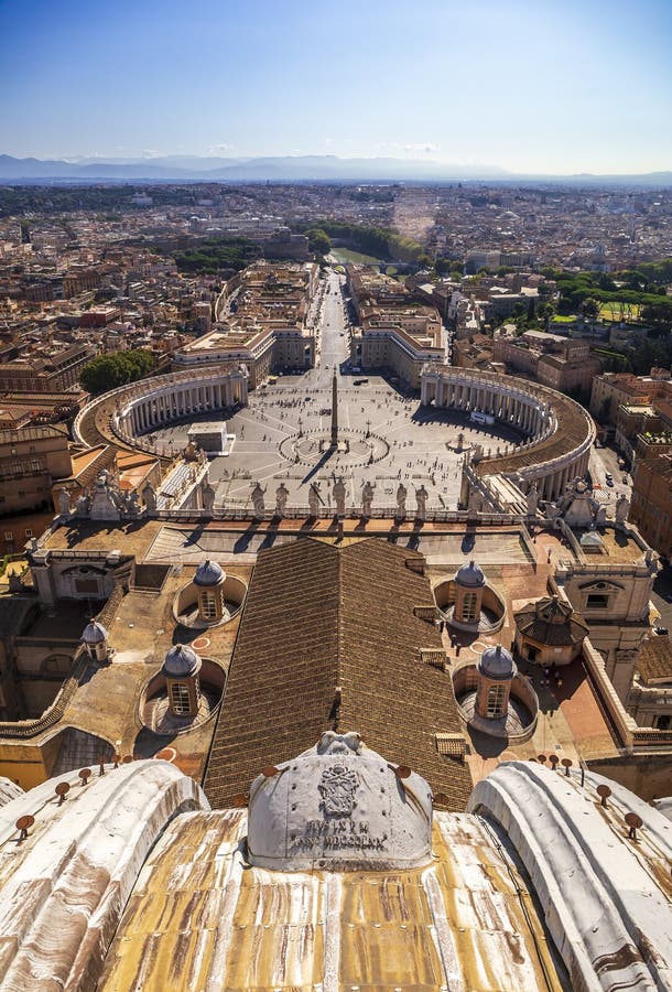 Взгляд Arial от собора St Peter стоковое фото rf Взгляд Arial от собора St Peter стоковое фото rf