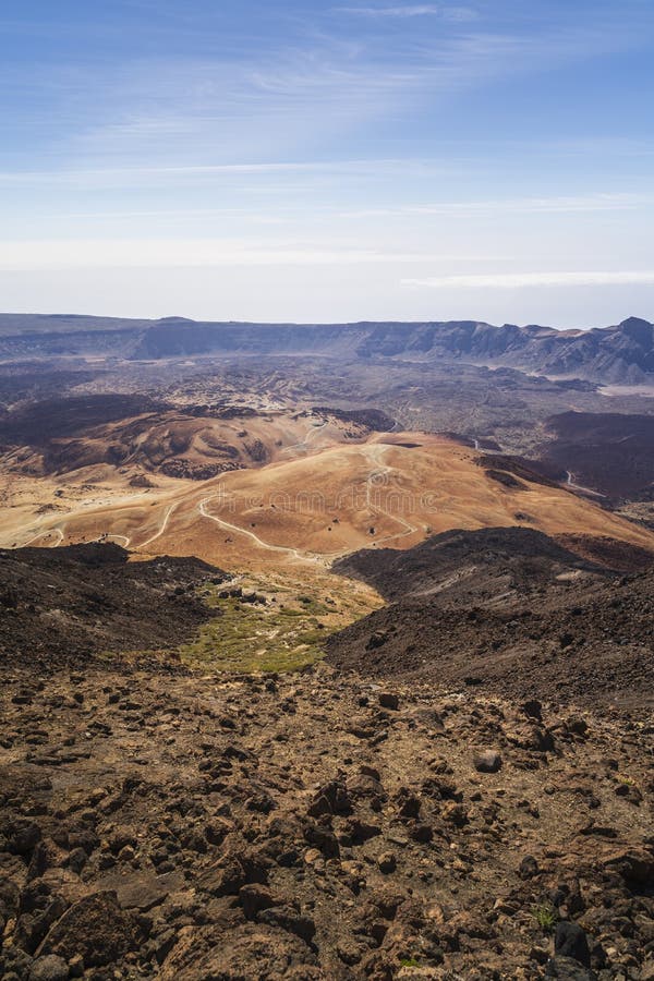 Взгляд национального парка вулкана El Teide в Тенерифе стоковые изображения rf Взгляд национального парка вулкана El Teide в Тенерифе стоковые изображения rf