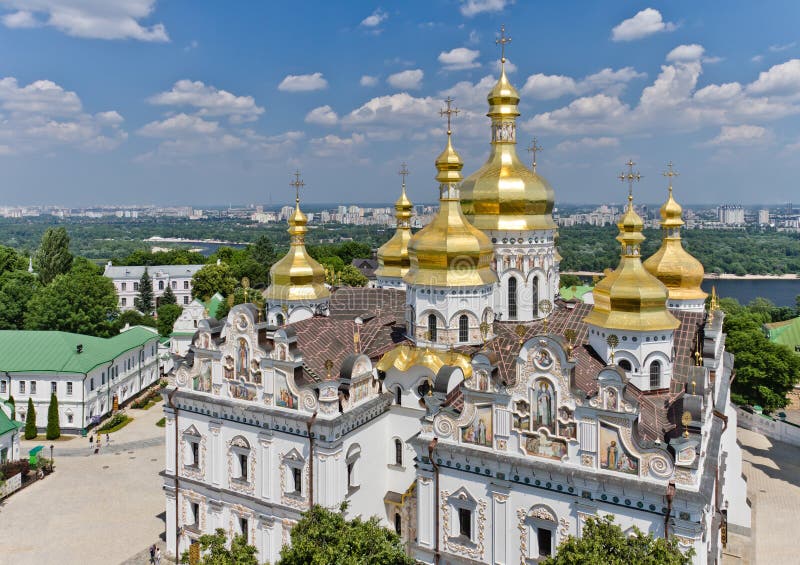 Вид с воздуха Киева-Pechersk Lavra Киев, Украин стоковая фотография rf Вид с воздуха Киева-Pechersk Lavra Киев, Украин стоковая фотография rf