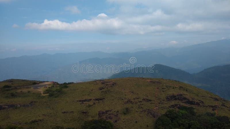Вид ландшафта Кералы ponmudi thiruvananthapuram станции холма стоковое изображение