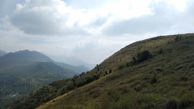 Вид ландшафта Кералы ponmudi thiruvananthapuram станции холма стоковое изображение