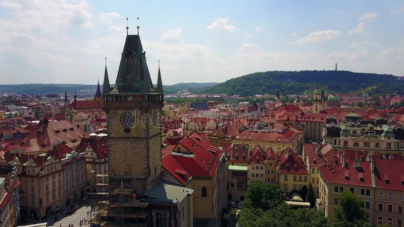 Вид с воздуха башни с часами Праги