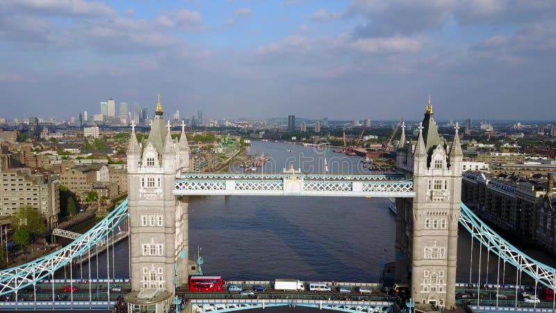 Вид с воздуха моста башни ` s Лондона