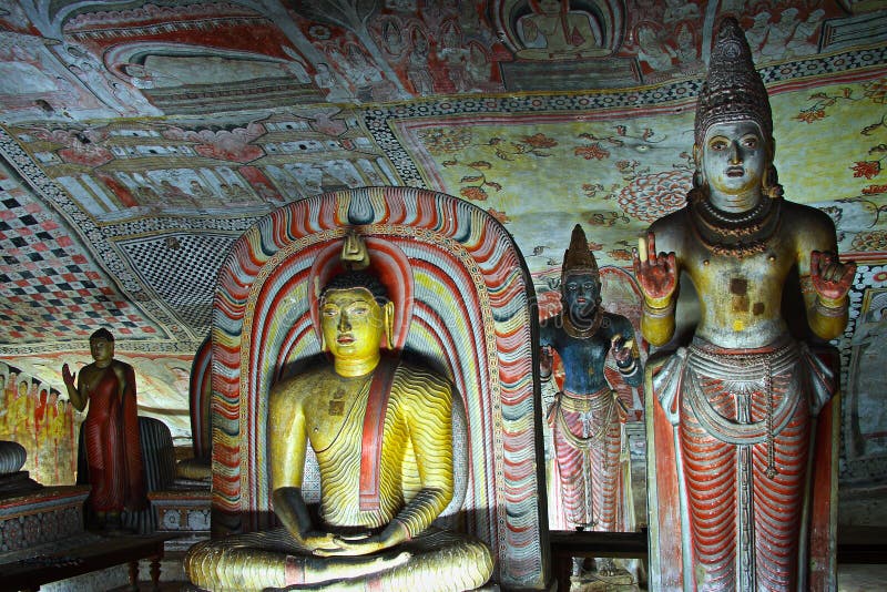 висок sri lanka dambulla подземелья стоковые фотографии rf висок sri lanka dambulla подземелья стоковые фотографии rf