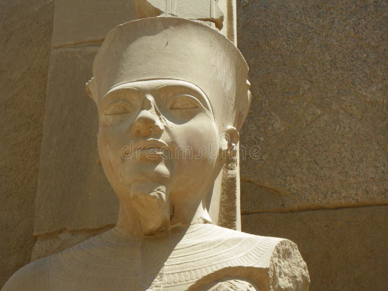 висок статуи pharaoh luxor karnak Египета стоковое фото висок статуи pharaoh luxor karnak Египета стоковое фото