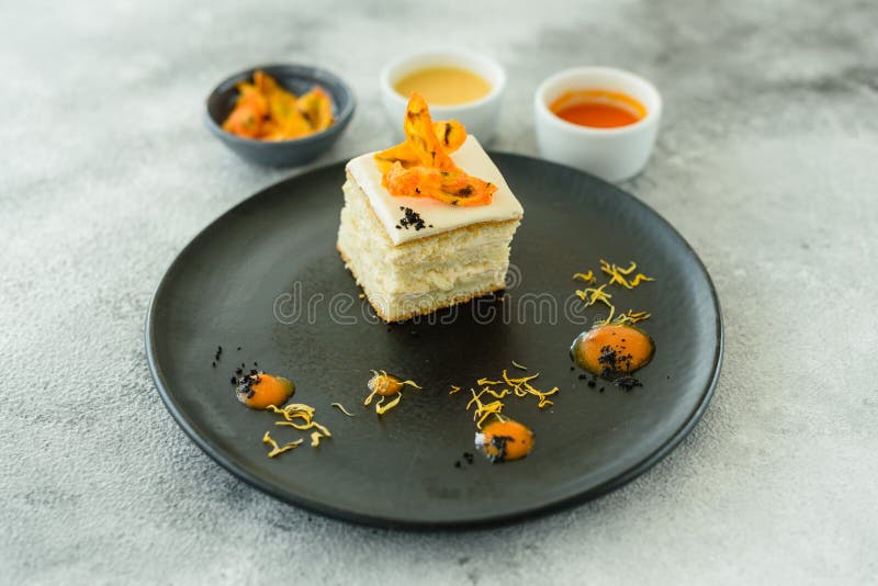 Вкусные свежие шутихи моркови испекут стоковые фотографии rf Вкусные свежие шутихи моркови испекут стоковые фотографии rf