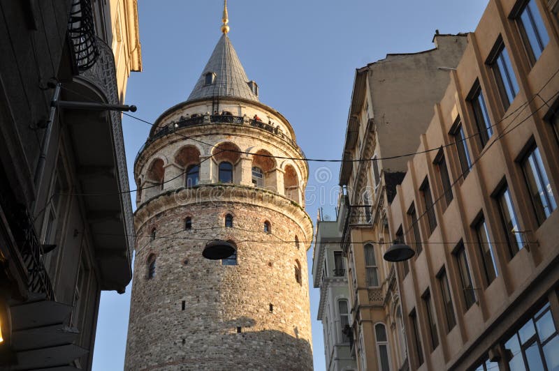 Влюбленность в İstanbul с цветами стоковые фотографии rf Влюбленность в İstanbul с цветами стоковые фотографии rf