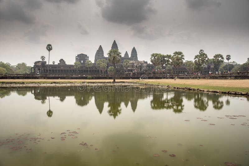 Внешний взгляд Angkor Wat стоковые изображения rf Внешний взгляд Angkor Wat стоковые изображения rf