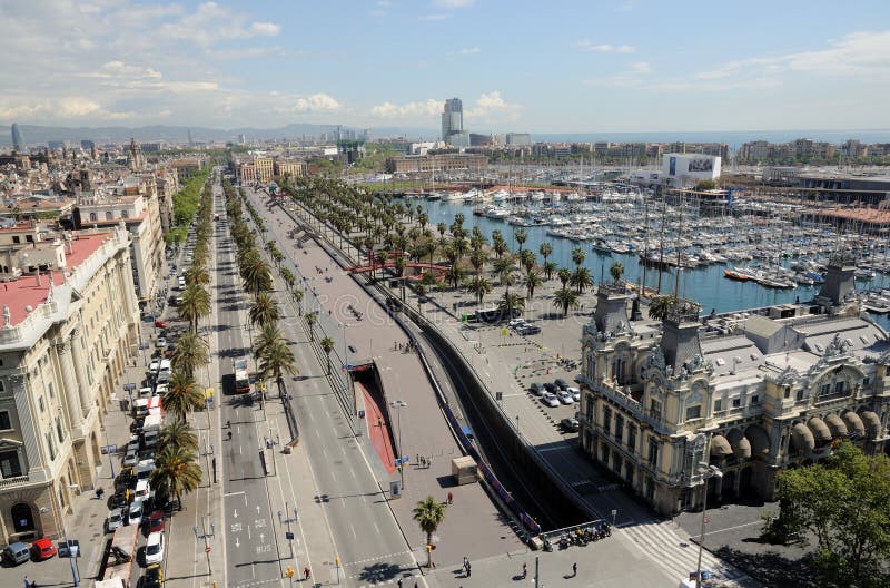 воздушный взгляд barcelona Испании стоковые фотографии rf воздушный взгляд barcelona Испании стоковые фотографии rf