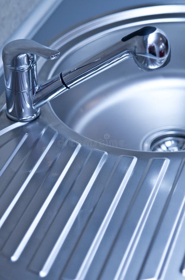 Раковина и Faucet Stainles стальные стоковые изображения Раковина и Faucet Stainles стальные стоковые изображения