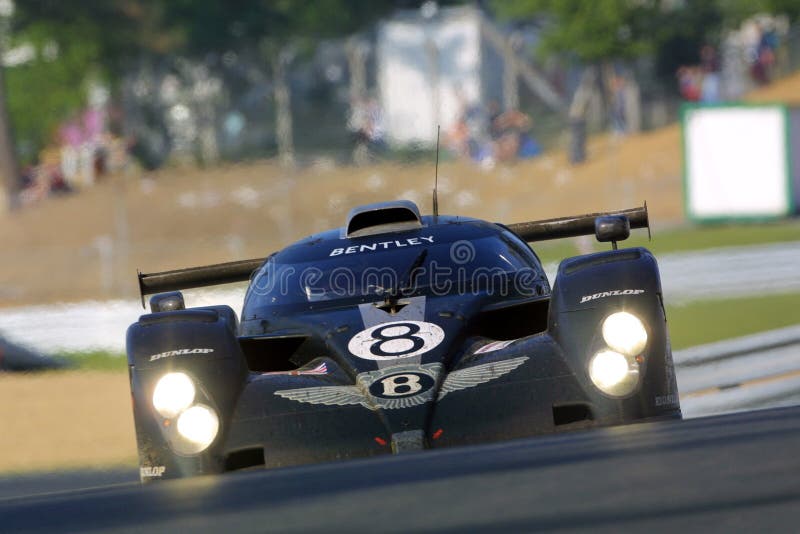 гонка Le Mans bentley 24h стоковая фотография rf гонка Le Mans bentley 24h стоковая фотография rf