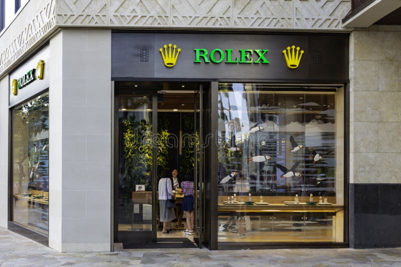ГОНОЛУЛУ ГАВАИ США - 2-ОЕ АПРЕЛЯ 2019: Магазин дозора Rolex на пляже Waikiki Rolex SA швейцарский роскошный часовщик стоковые фото ГОНОЛУЛУ ГАВАИ США - 2-ОЕ АПРЕЛЯ 2019: Магазин дозора Rolex на пляже Waikiki Rolex SA швейцарский роскошный часовщик стоковые фото