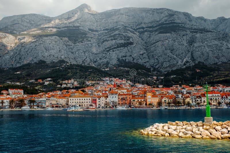 Город Makarska стоковое фото rf Город Makarska стоковое фото rf