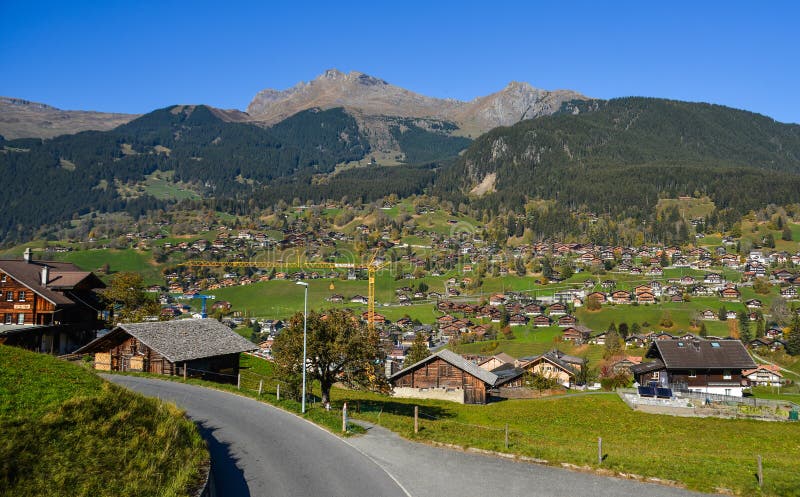 Городок горы в Grindelwald, Швейцарии стоковые изображения Городок горы в Grindelwald, Швейцарии стоковые изображения
