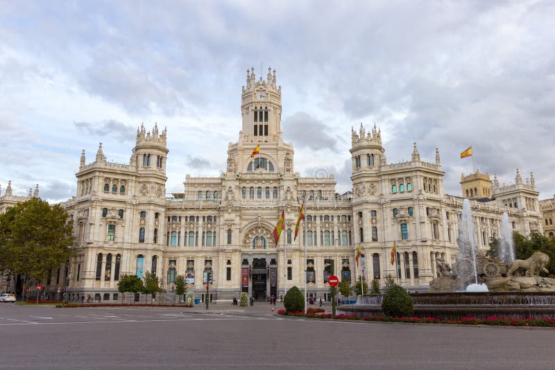 Дворец Cibeles стоковая фотография Дворец Cibeles стоковая фотография