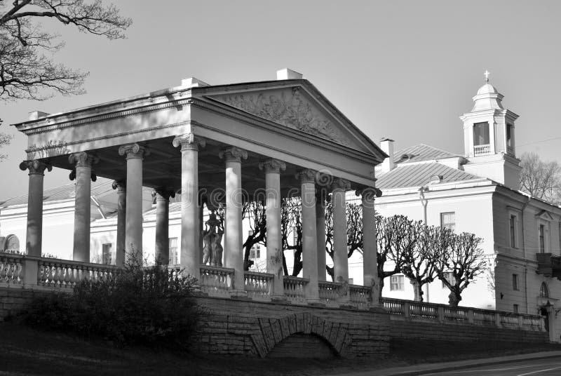 дворец pavlovsk Россия стоковое изображение дворец pavlovsk Россия стоковое изображение