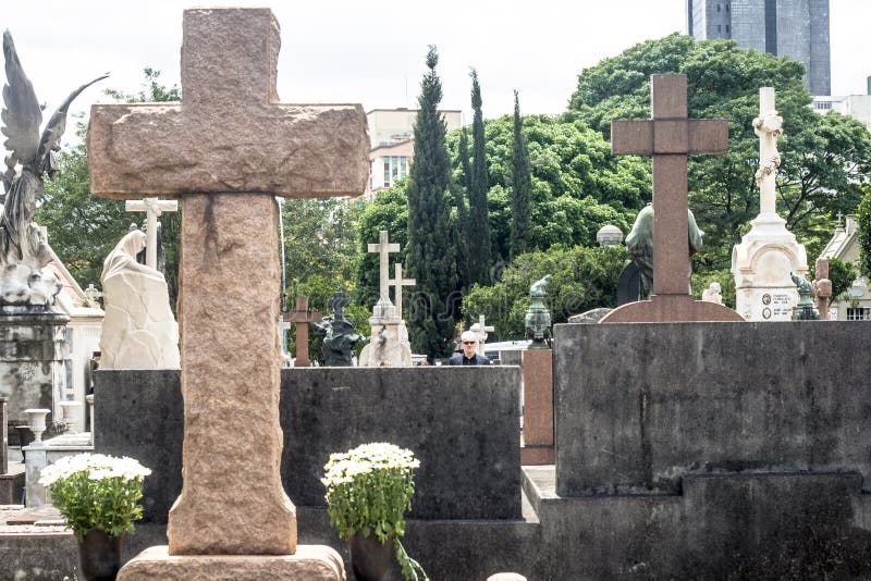 Sao Paulo, Brasil, November 11, 2011. People visit their dead during the day of the deceased in the Cemetery of Consolacao, in the central region of Sao Paulo. Sao Paulo, Brasil, November 11, 2011. People visit their dead during the day of the deceased in the Cemetery of Consolacao, in the central region of Sao Paulo