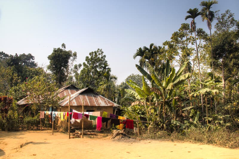 Деревня в национальном парке Lawacharra в Srimangal, Бангладеше