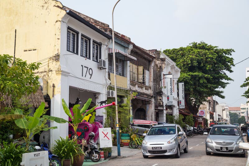 Джорджтаун, Penang/Малайзия - около октябрь 2015: Старые улицы и архитектура Джорджтауна, Penang, Малайзии стоковые изображения rf Джорджтаун, Penang/Малайзия - около октябрь 2015: Старые улицы и архитектура Джорджтауна, Penang, Малайзии стоковые изображения rf